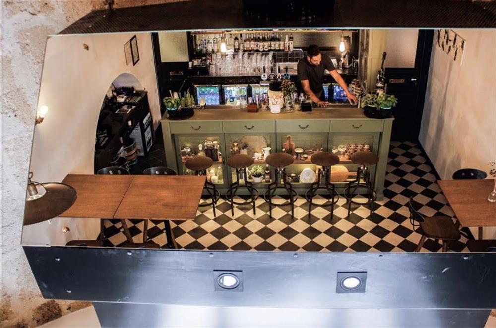 Phong cách bar vintage